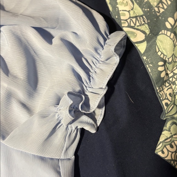 💂🏽‍♀️ Light Blue Midi Dress 💂🏽‍♀️ - Picture 3 of 5